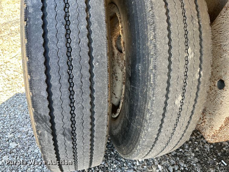 image for item DR5003 2003 Clement  end dump trailer