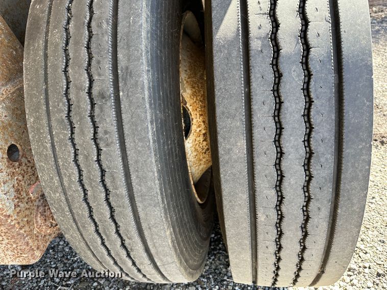 image for item DR5003 2003 Clement  end dump trailer