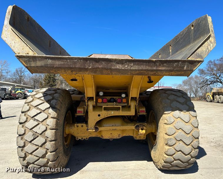 image for item DR5004 2009 Caterpillar 740  haul truck