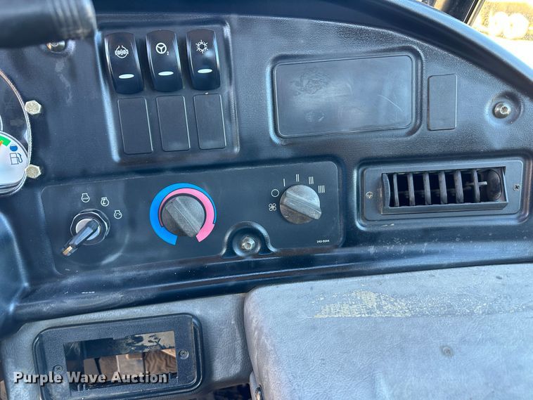 image for item DR5004 2009 Caterpillar 740  haul truck