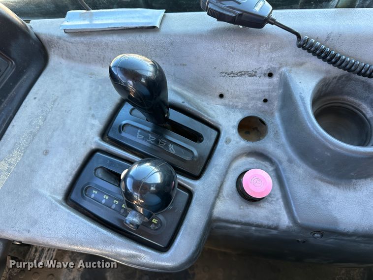 image for item DR5004 2009 Caterpillar 740  haul truck