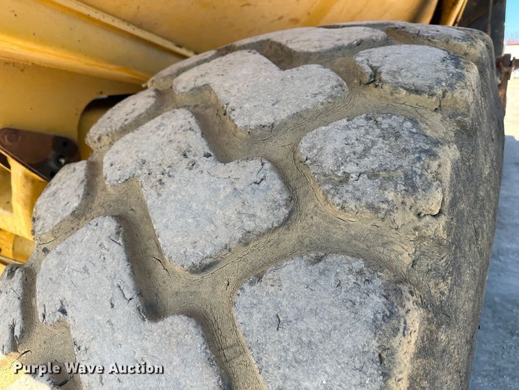 image for item DR5004 2009 Caterpillar 740  haul truck