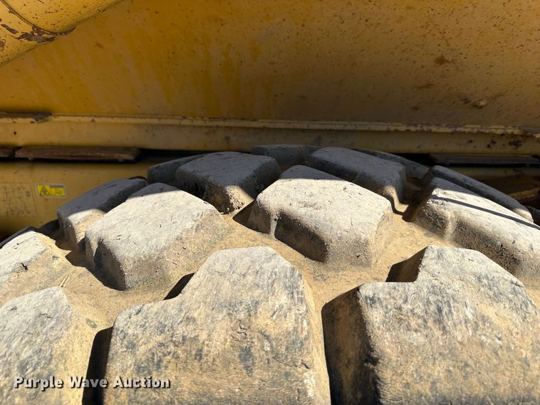 image for item DR5004 2009 Caterpillar 740  haul truck