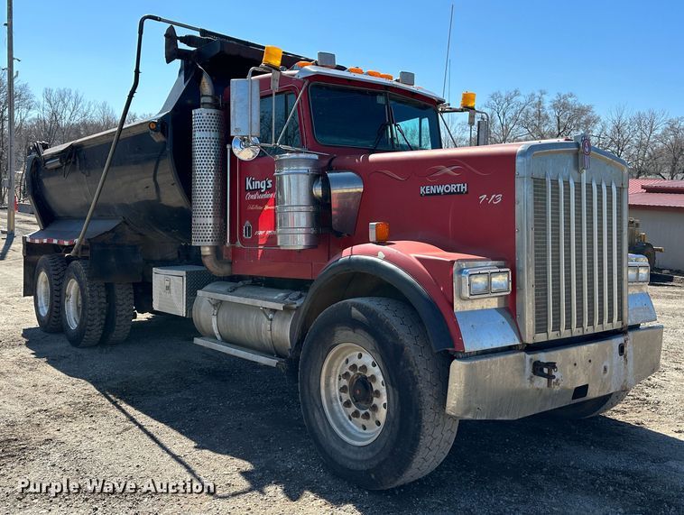 image for item DR5006 2004 Kenworth W900  dump truck