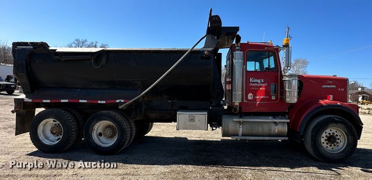 image for item DR5006 2004 Kenworth W900  dump truck