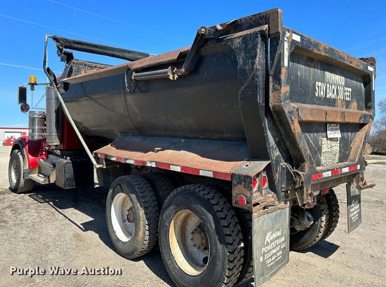 image for item DR5006 2004 Kenworth W900  dump truck