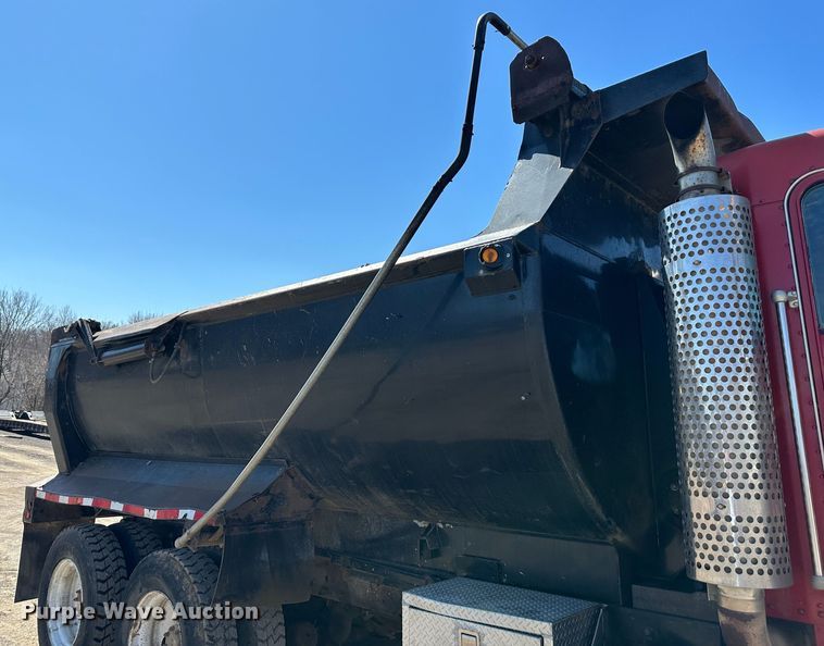 image for item DR5006 2004 Kenworth W900  dump truck