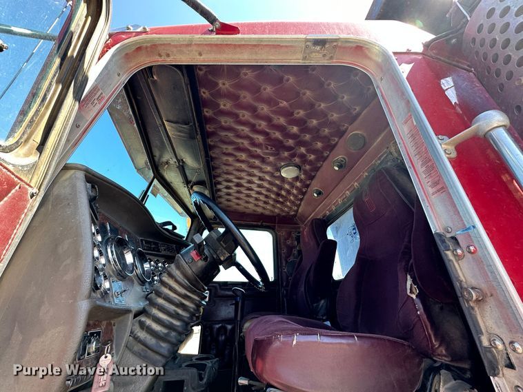 image for item DR5006 2004 Kenworth W900  dump truck