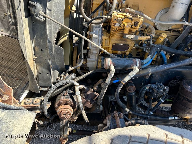 image for item DR5006 2004 Kenworth W900  dump truck