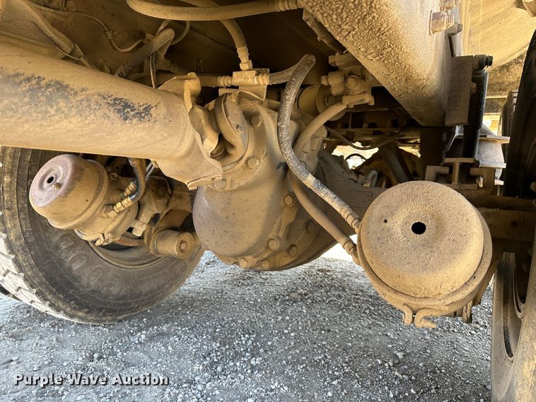 image for item DR5006 2004 Kenworth W900  dump truck