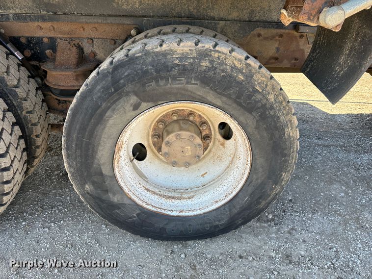 image for item DR5006 2004 Kenworth W900  dump truck