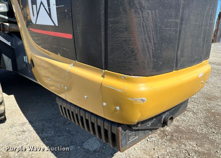 image for item DR5007 1995 Caterpillar Challenger 45  tractor