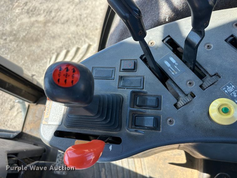 image for item DR5007 1995 Caterpillar Challenger 45  tractor