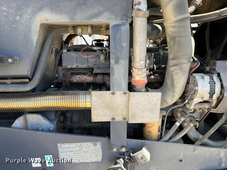 image for item DR5007 1995 Caterpillar Challenger 45  tractor