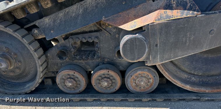 image for item DR5007 1995 Caterpillar Challenger 45  tractor