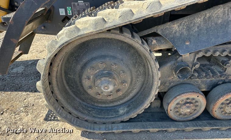 image for item DR5007 1995 Caterpillar Challenger 45  tractor