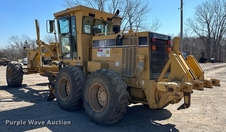 image for item DR5008 1999 Caterpillar 160H  motor grader