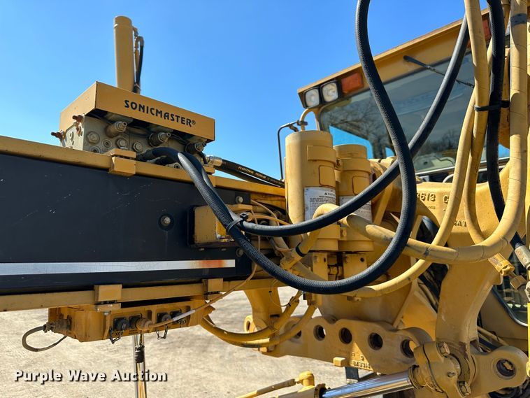 image for item DR5008 1999 Caterpillar 160H  motor grader