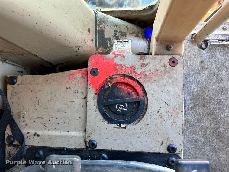 image for item DR5008 1999 Caterpillar 160H  motor grader