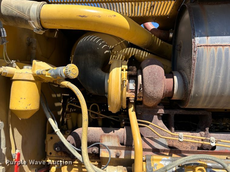 image for item DR5008 1999 Caterpillar 160H  motor grader