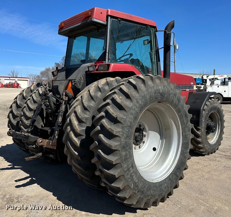 image for item DR5010 Case IH 7220  MFWD tractor