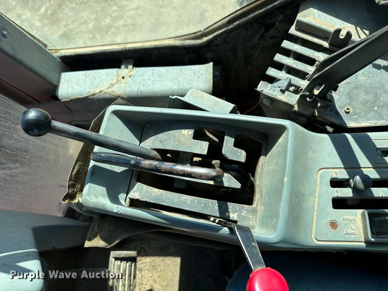 image for item DR5010 Case IH 7220  MFWD tractor