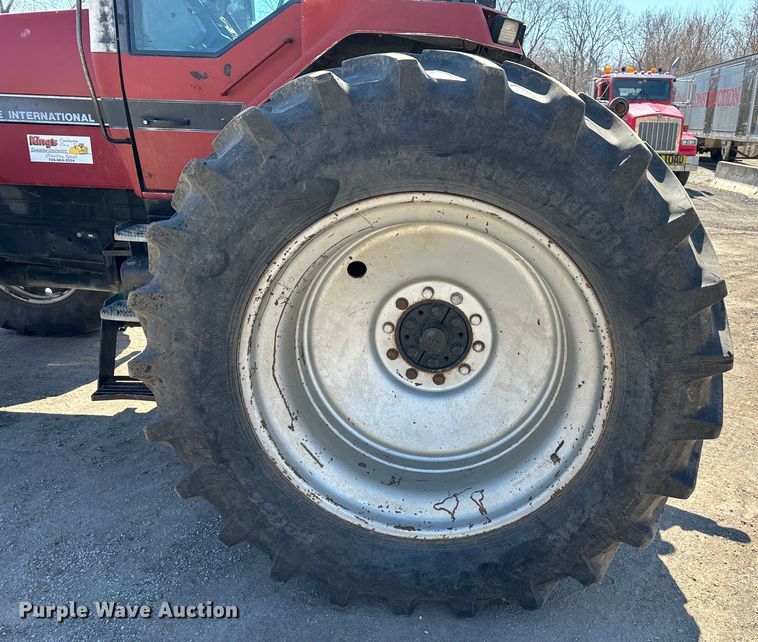 image for item DR5010 Case IH 7220  MFWD tractor