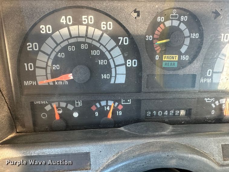 image for item DR5028 1998 GMC C7500  oil distributor truck