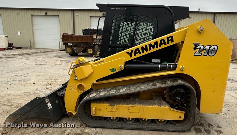 image for item DR5030 Yanmar T210  tracked skid steer loader