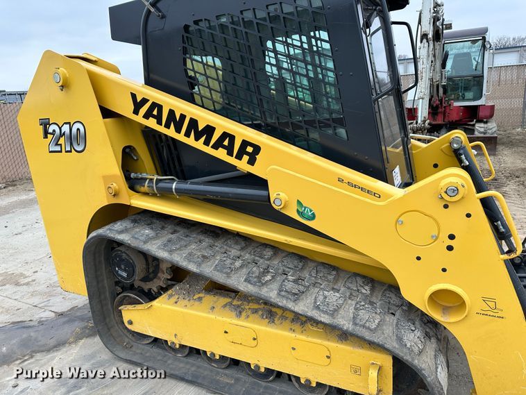 image for item DR5030 Yanmar T210  tracked skid steer loader