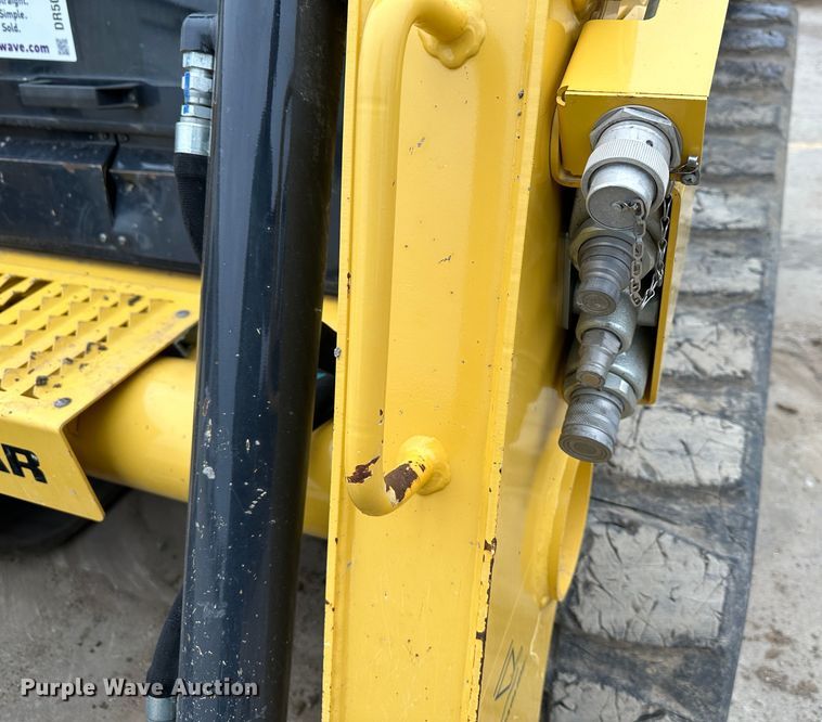 image for item DR5030 Yanmar T210  tracked skid steer loader