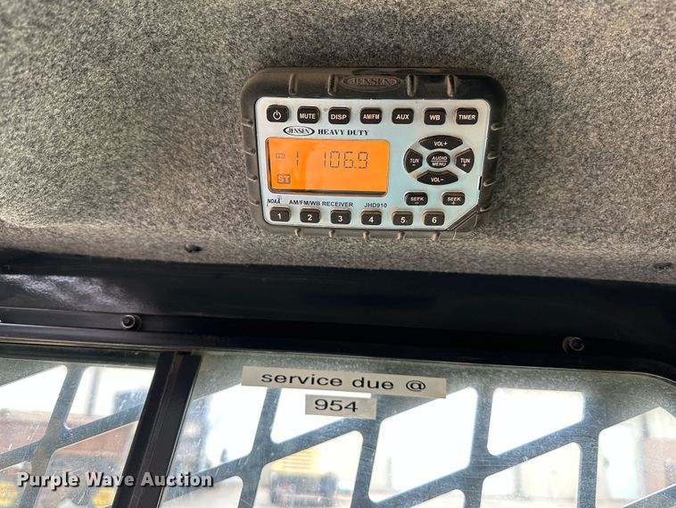 image for item DR5030 Yanmar T210  tracked skid steer loader