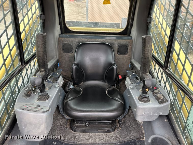 image for item DR5030 Yanmar T210  tracked skid steer loader