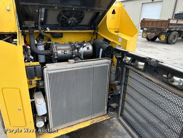 image for item DR5030 Yanmar T210  tracked skid steer loader