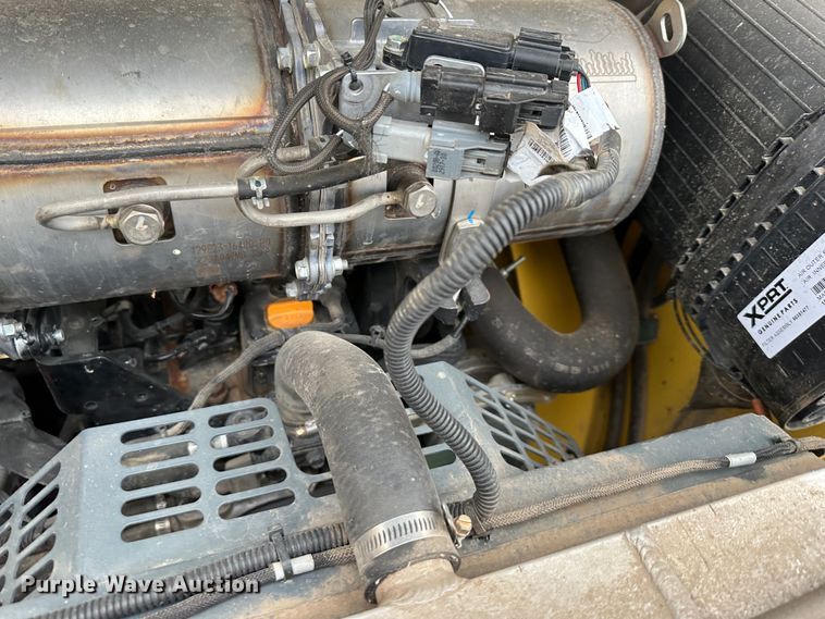 image for item DR5030 Yanmar T210  tracked skid steer loader