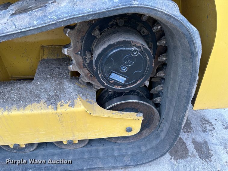 image for item DR5030 Yanmar T210  tracked skid steer loader