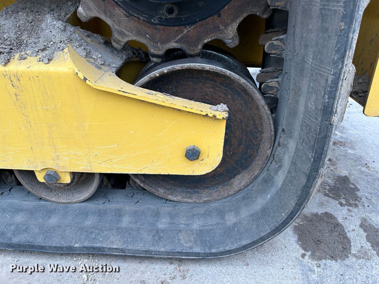 image for item DR5030 Yanmar T210  tracked skid steer loader