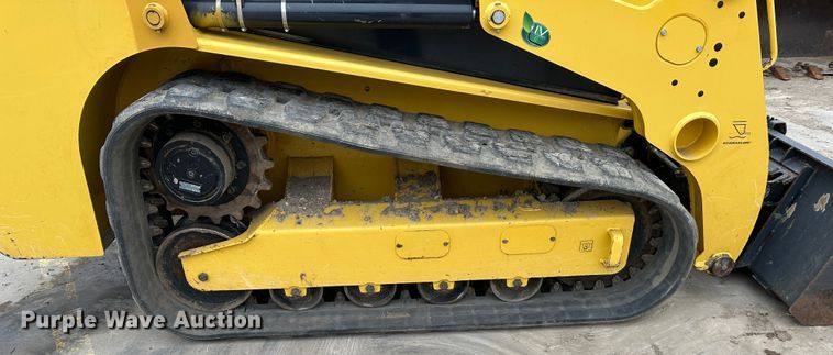image for item DR5030 Yanmar T210  tracked skid steer loader