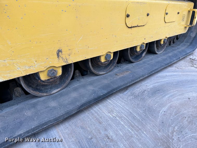 image for item DR5030 Yanmar T210  tracked skid steer loader