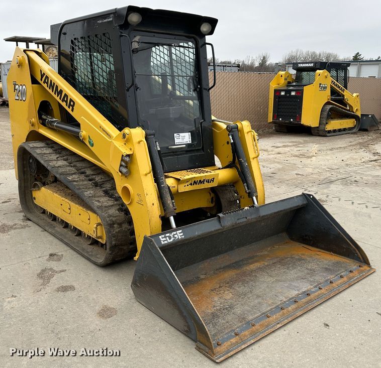 image for item DR5031 Yanmar T210  tracked skid steer loader
