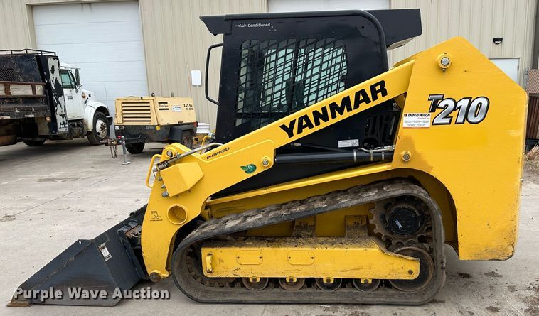 image for item DR5031 Yanmar T210  tracked skid steer loader