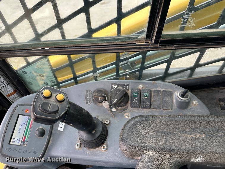 image for item DR5031 Yanmar T210  tracked skid steer loader