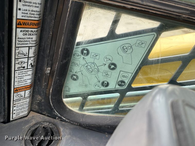 image for item DR5031 Yanmar T210  tracked skid steer loader