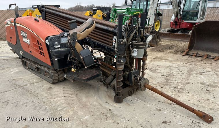 image for item DR5032 2004 Ditch Witch JT1220 Mach 1  directional boring unit