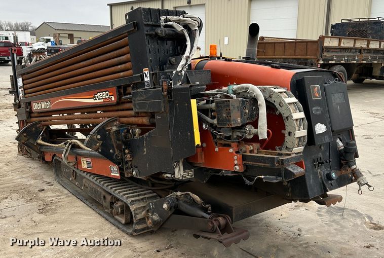 image for item DR5032 2004 Ditch Witch JT1220 Mach 1  directional boring unit