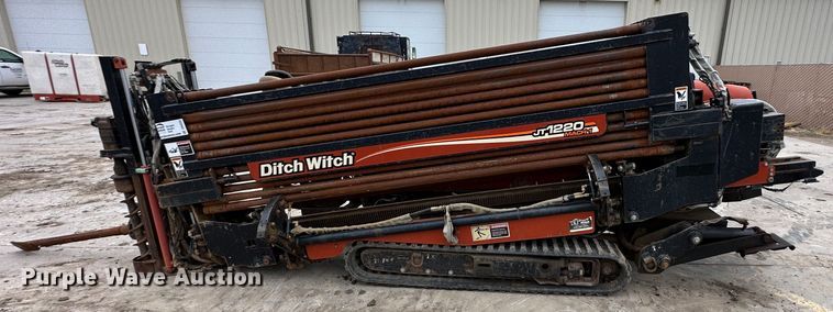 image for item DR5032 2004 Ditch Witch JT1220 Mach 1  directional boring unit