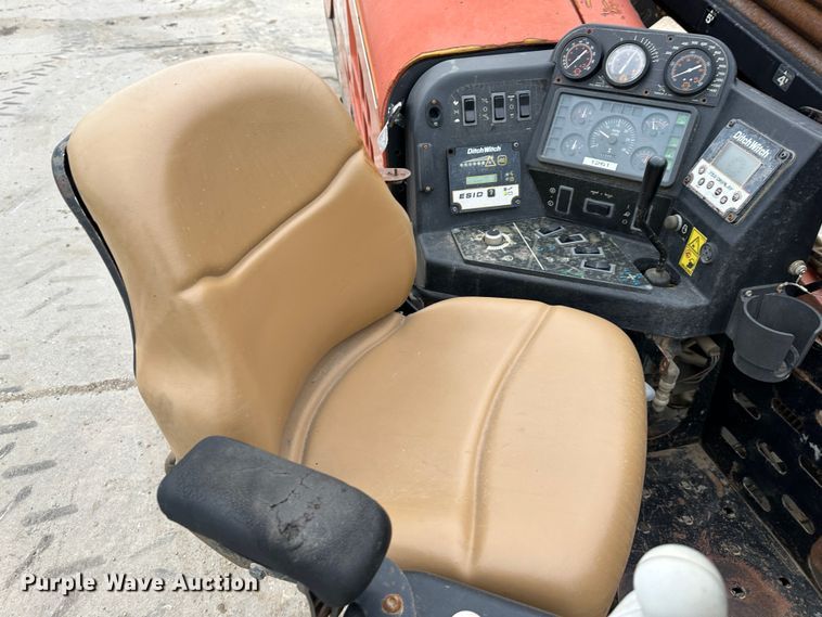 image for item DR5032 2004 Ditch Witch JT1220 Mach 1  directional boring unit
