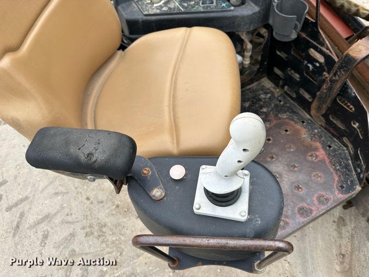 image for item DR5032 2004 Ditch Witch JT1220 Mach 1  directional boring unit