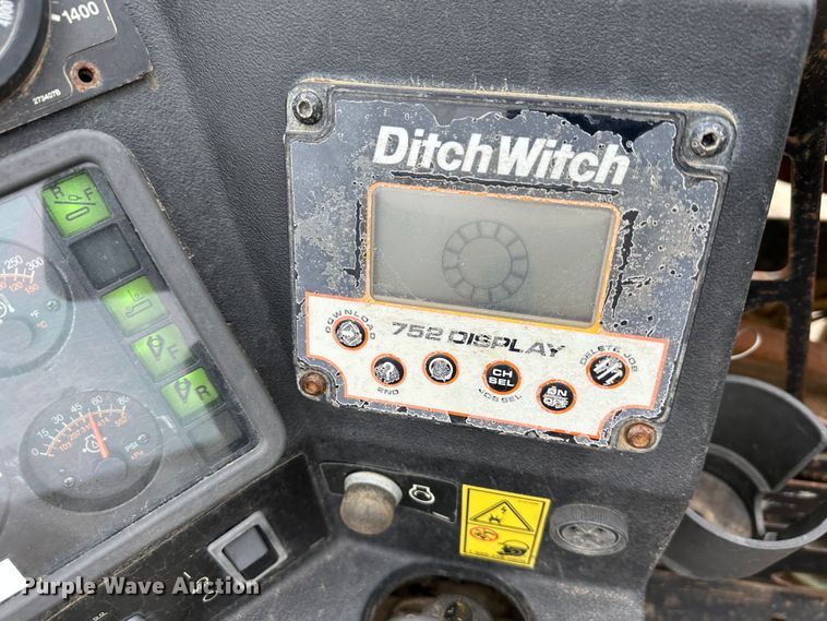 image for item DR5032 2004 Ditch Witch JT1220 Mach 1  directional boring unit