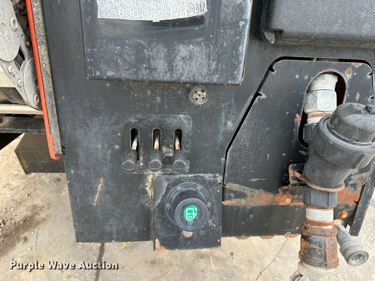 image for item DR5032 2004 Ditch Witch JT1220 Mach 1  directional boring unit